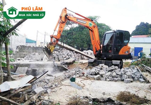Báo giá phá dỡ nhà cũ