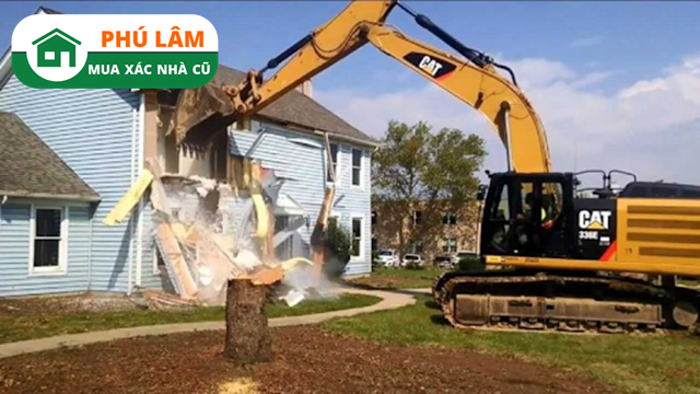 Phá dỡ nhà cũ Quận 10 Phú Lâm